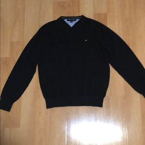Tommy Hilfiger vneck crewneck